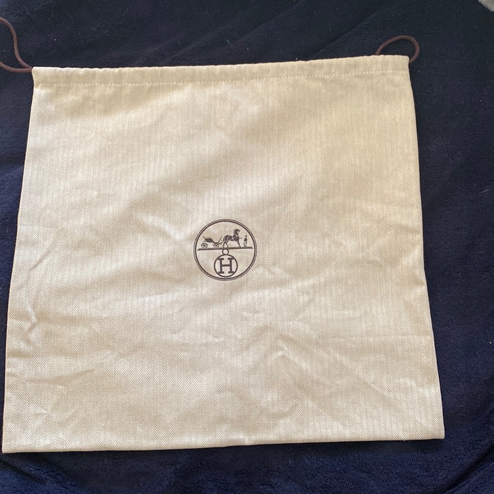 EUC Hermès Birkin 30 or Kelly 32 Dust Bag